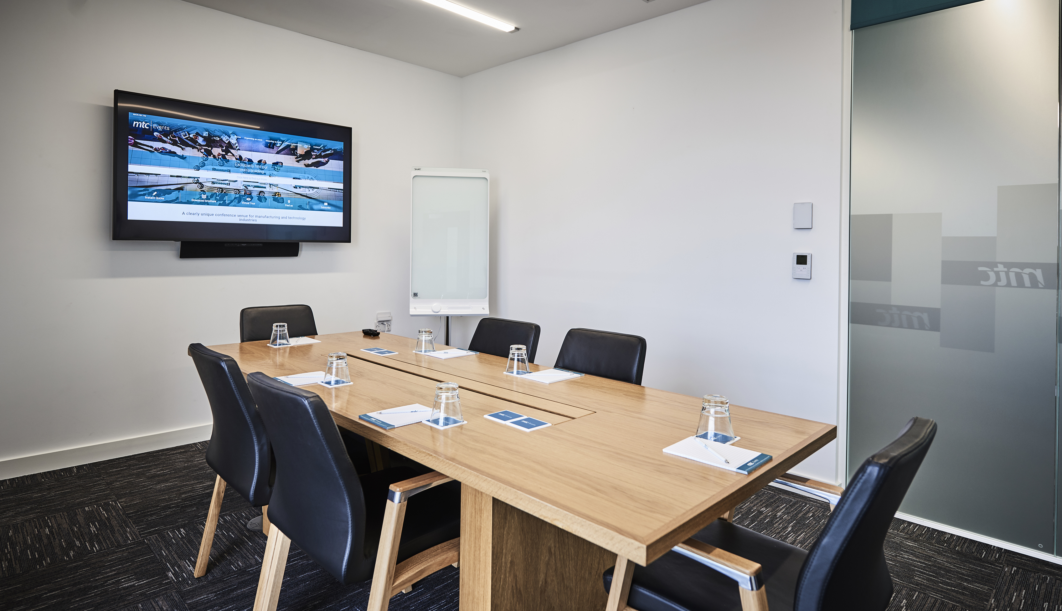 Business Lounge 2